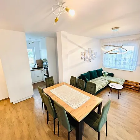 Paleczyno Pondside Retreat By Bookinghost