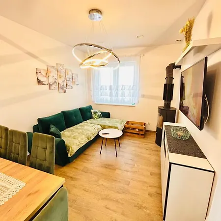 Paleczyno Pondside Retreat By Bookinghost