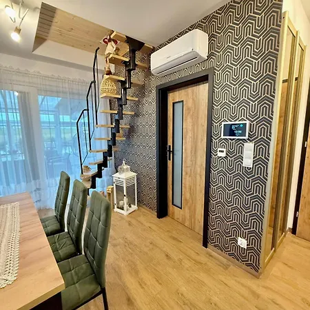 Paleczyno Pondside Retreat By Bookinghost *