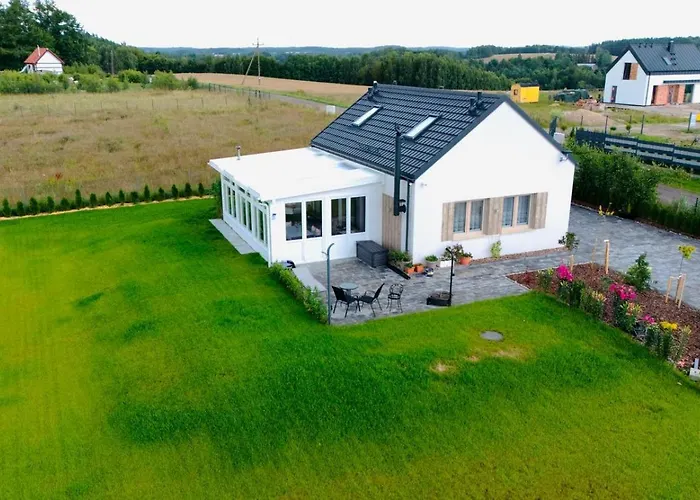 Paleczyno Pondside Retreat By Bookinghost * Poleczyno