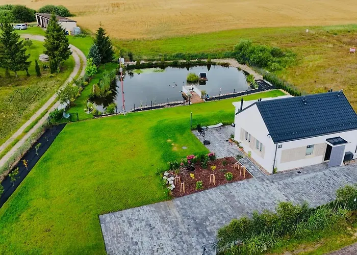 Paleczyno Pondside Retreat By Bookinghost Daire *